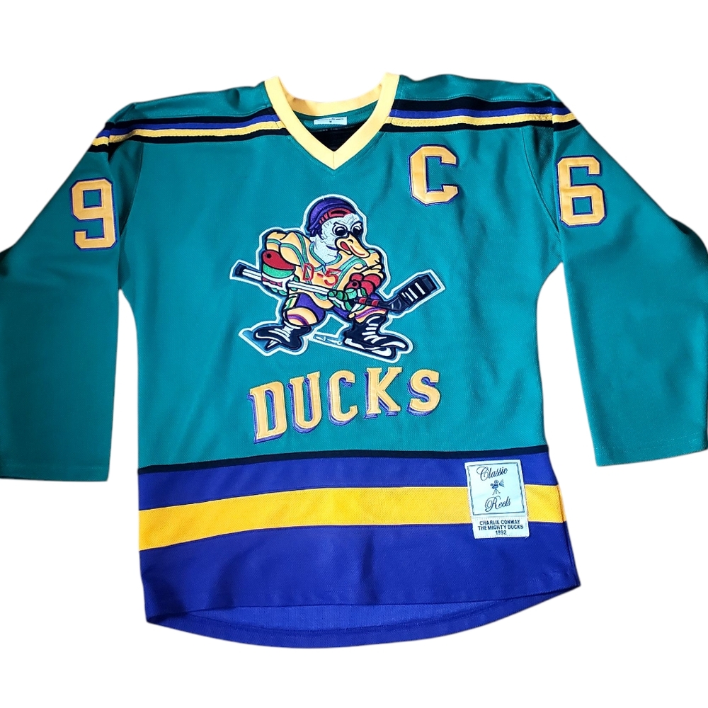 Mighty Ducks with a Classic Reels CHARLIE Conway player hockey jersey Size M